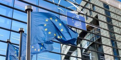 ICO nel mirino dell'UE. Dombrovskis: “Su criptovalute più regole entro 2019”