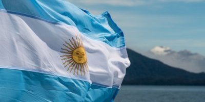 Argentina: bond prezzano scenario troppo cupo, tre fattori favoriscono rimbalzo